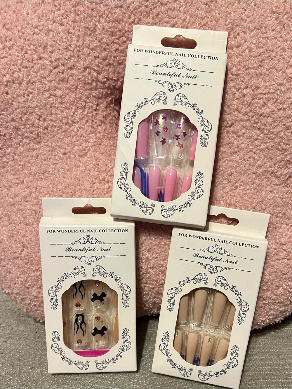 Hello kitty Pink and Nude Press-On Nail Set